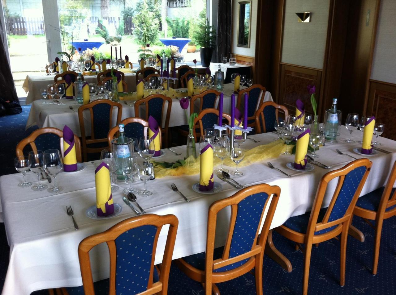 Hotel Restaurant New Neuenhof Wuppertal Bagian luar foto
